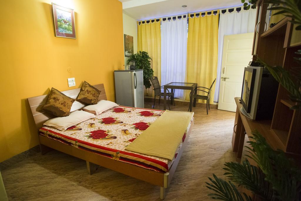 Guest house Darryl Ribeiro's 2bhk & 3bhk In A *